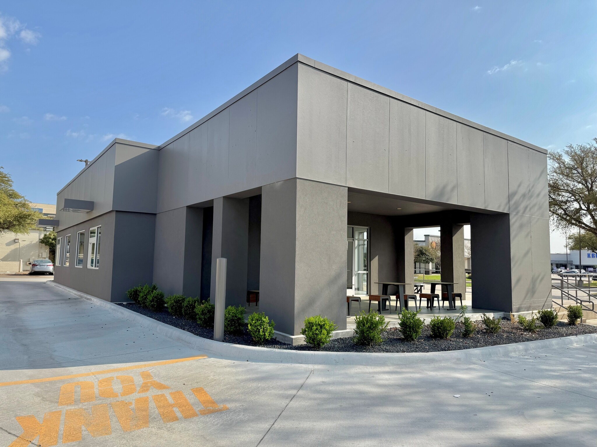 6033 Campbell Rd, Dallas, TX for lease Building Photo- Image 1 of 9
