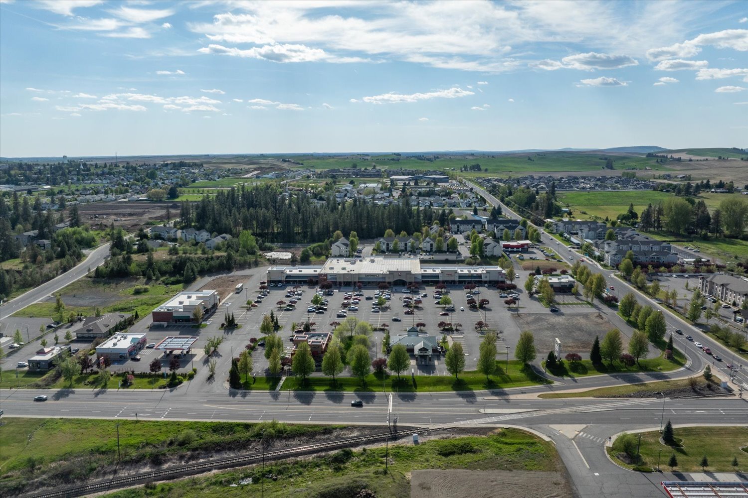 2680-2742 1st St, Cheney, WA à louer Photo principale- Image 1 de 7