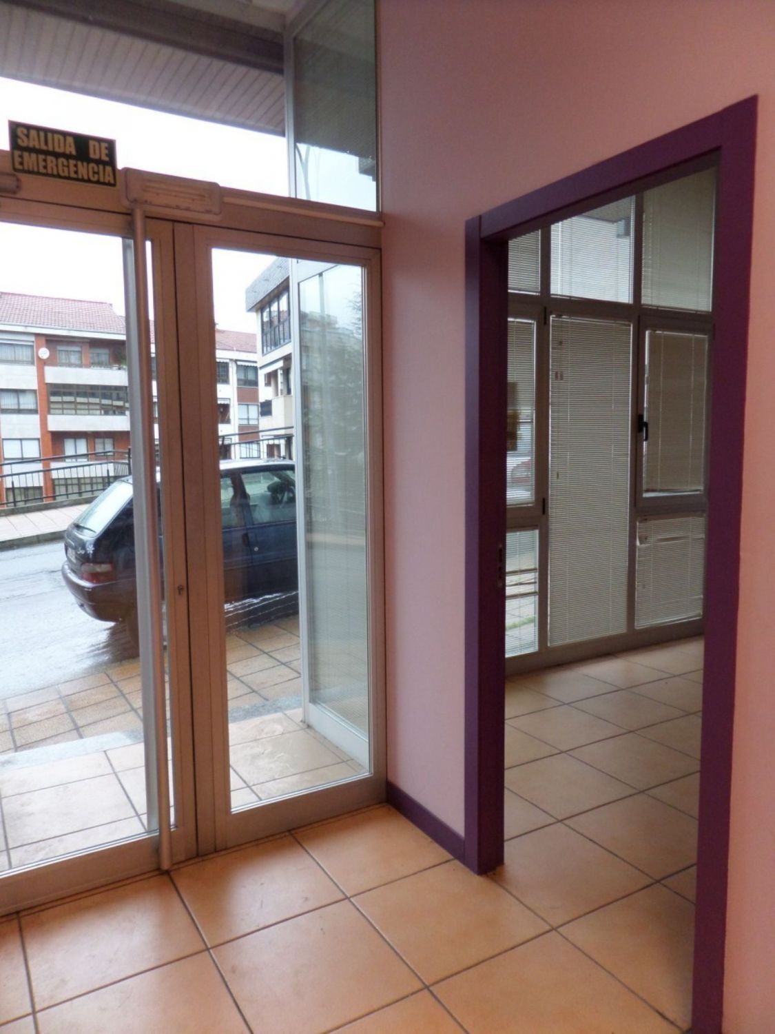 Retail in Ourense, Orense for lease Interior Photo- Image 1 of 13