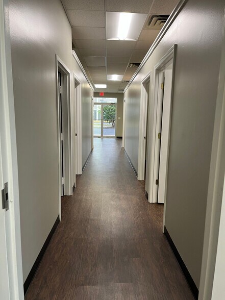 740 E General Stewart Way, Hinesville, GA à louer - Photo intérieure - Image 3 de 22