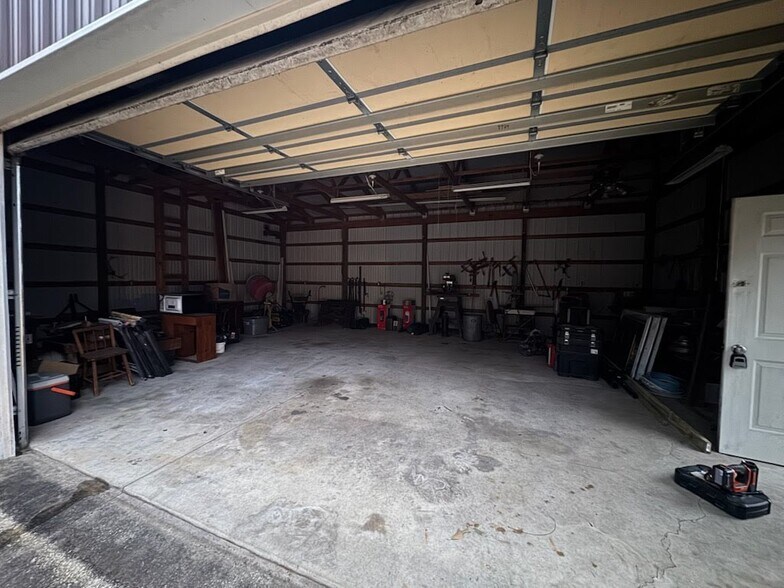 2316 Coles Mill Rd, Franklinville, NJ à louer - Photo du bâtiment - Image 3 de 3