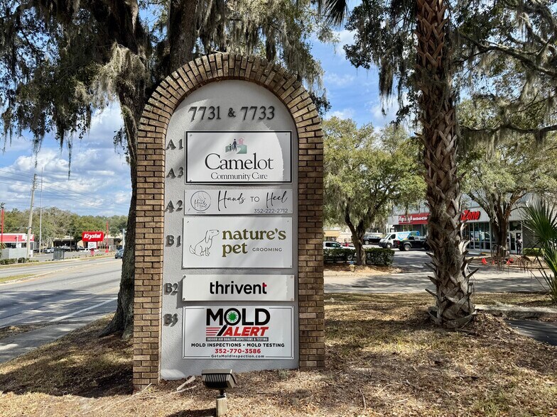 7731 Newberry Rd, Gainesville, FL à louer - Photo du bâtiment - Image 2 de 13