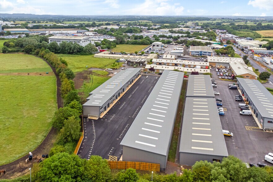 Commerce Close, Westbury à vendre - Photo du bâtiment - Image 2 de 7