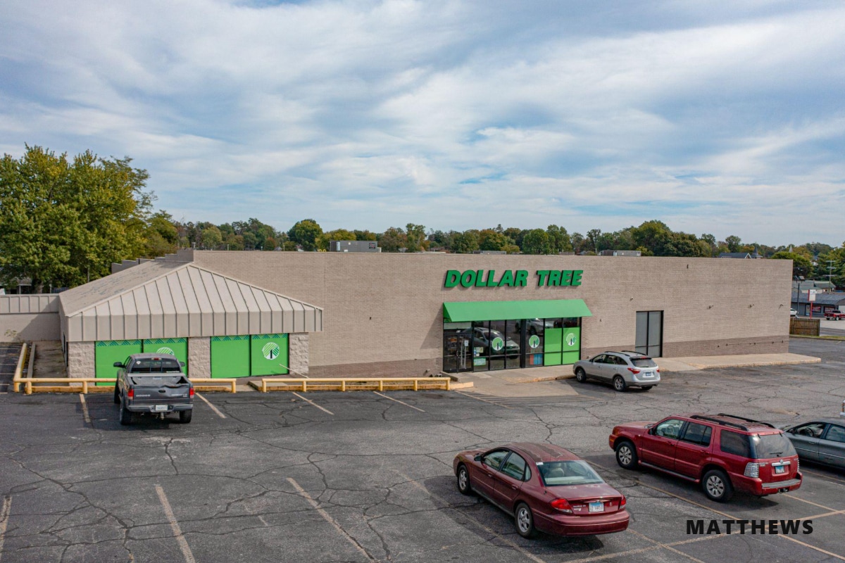 915 N Walnut St, Mount Carmel, IL for sale Building Photo- Image 1 of 4