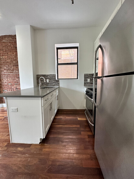 84 Somers St, Brooklyn, NY à vendre - Photo du b timent - Image 3 de 13