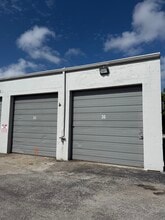 4317 62nd Ave N, Pinellas Park, FL à louer Photo intérieure- Image 1 de 9