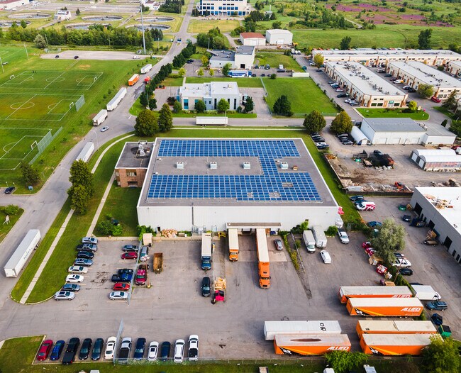 Plus de détails pour 5499 Canotek Rd, Ottawa, ON - Industriel à vendre