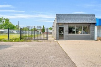 More details for 15615 E 10 Mile Rd, Eastpointe, MI - Retail for Sale