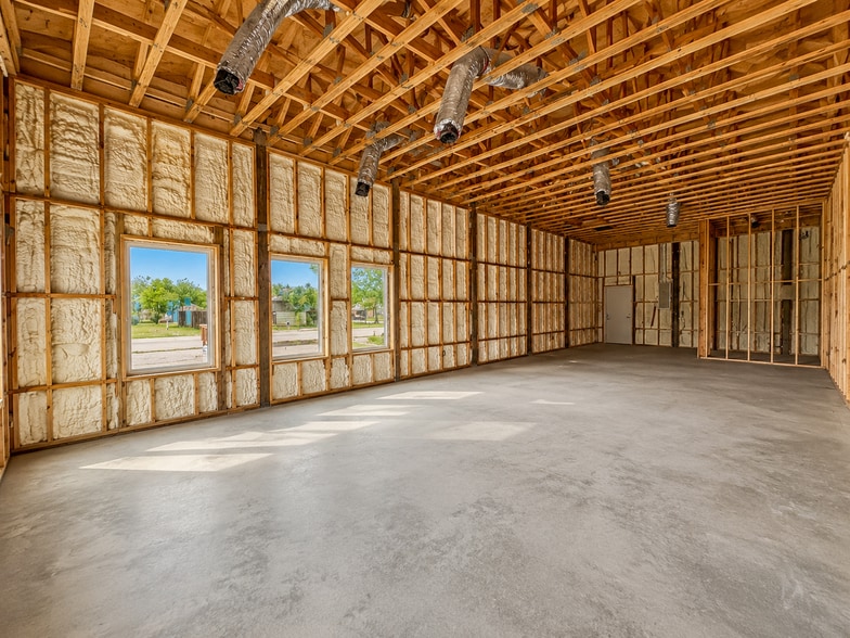 2315 Hoskins Mound Rd, Danbury, TX à louer - Photo du bâtiment - Image 3 de 12