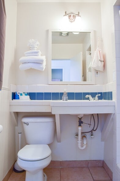 20 S Ocean Ave, Cayucos, CA à vendre - Photo du bâtiment - Image 2 de 15