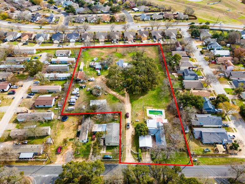 8203 Longview Rd, Austin, TX for sale - Primary Photo - Image 1 of 21