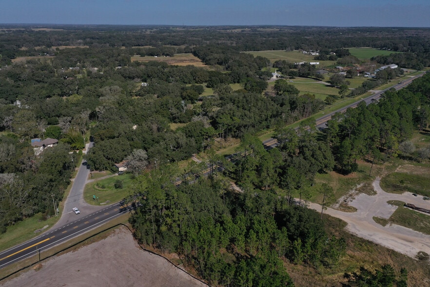 31157 State Road 52, San Antonio, FL à louer - Photo principale - Image 1 de 28