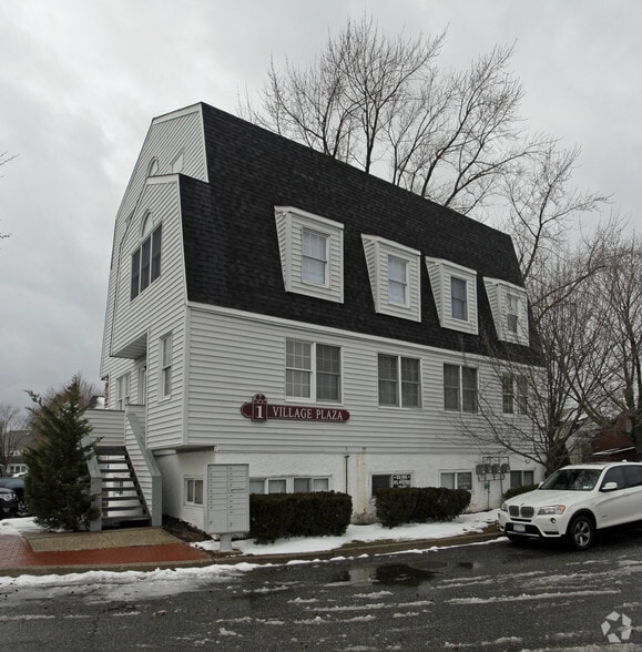 1 Village Plz, Kings Park, NY for lease - Aerial - Image 1 of 4