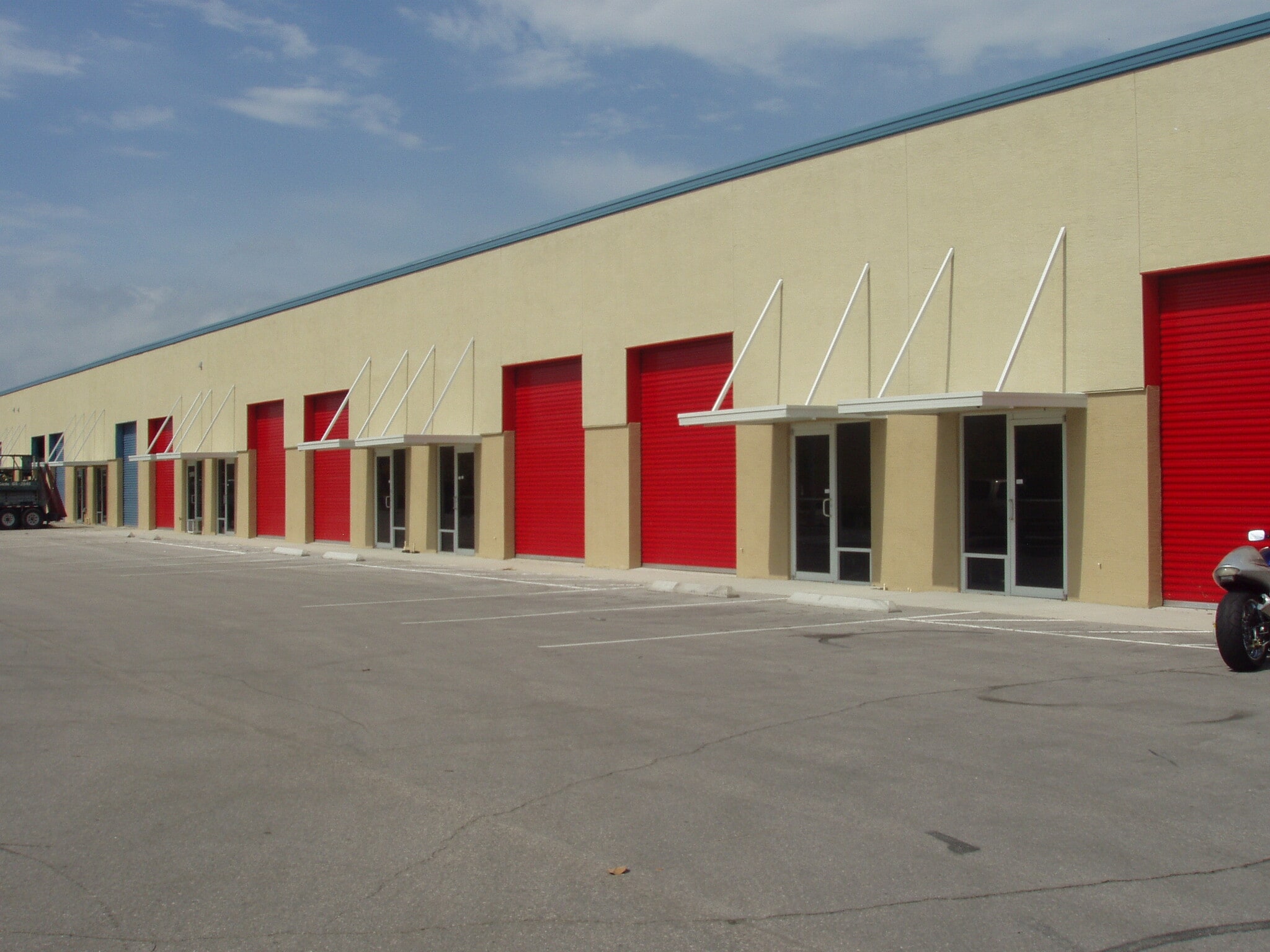 1887 John Henry Jones Blvd, Kissimmee, FL for lease Primary Photo- Image 1 of 2