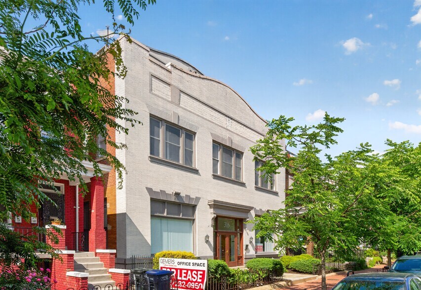 316 F St NE, Washington, DC à louer - Photo du bâtiment - Image 3 de 9