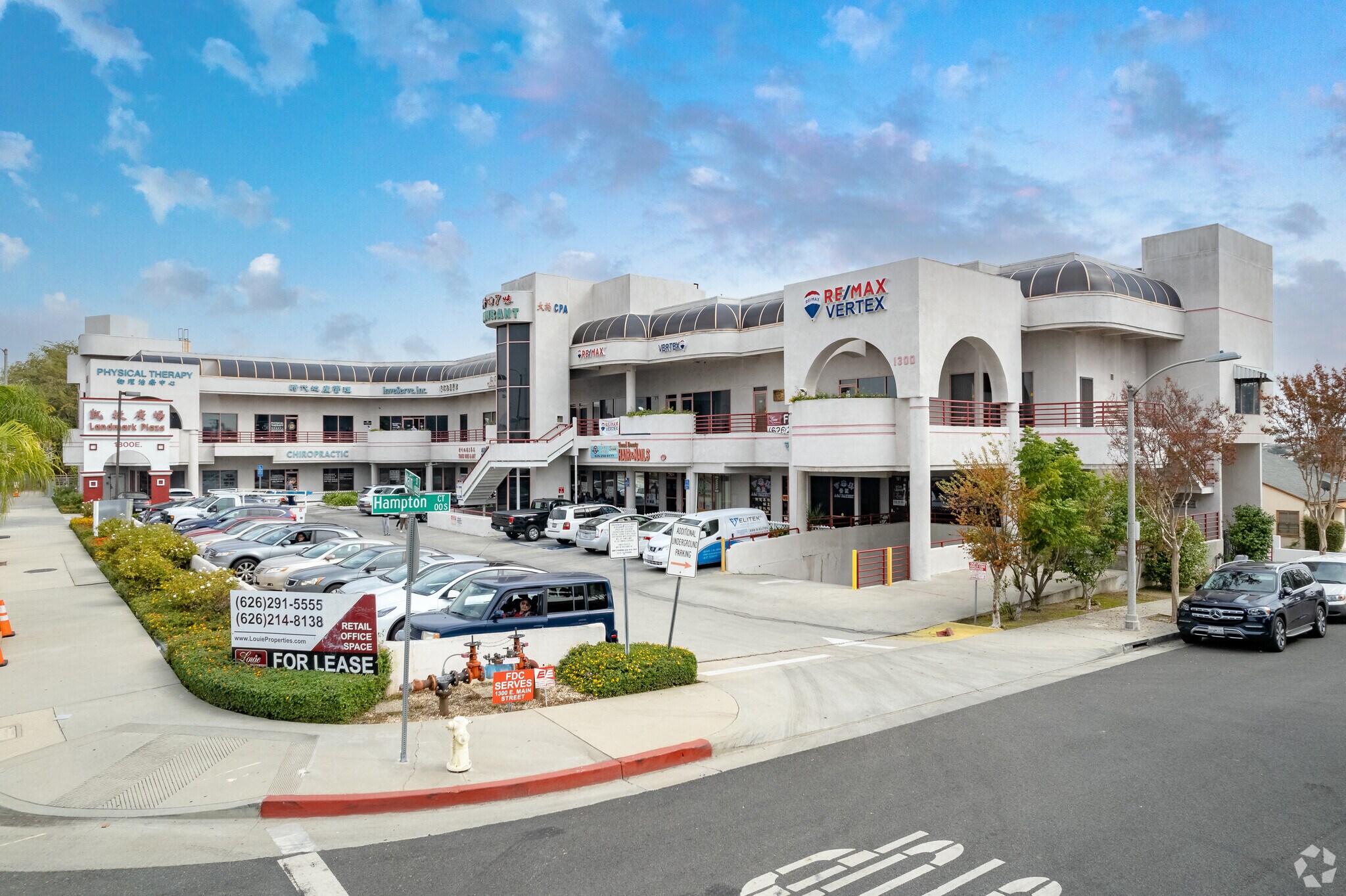 1300 Main St, Alhambra, CA à louer Photo principale- Image 1 de 10
