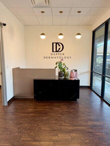 3801 Capital Of Texas Hwy N, Austin, TX for lease - Interior Photo - Image 2 of 7