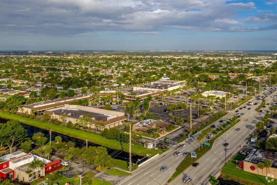 2029-2035 N University Dr, Sunrise, FL for lease - Aerial - Image 2 of 4