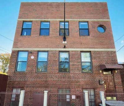 6924 49th Ave, Woodside, NY for lease - Building Photo - Image 2 of 14