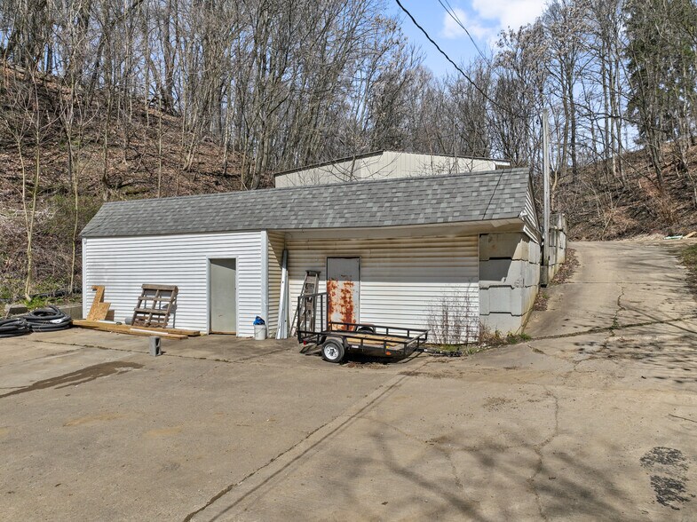 560 W Pike St, Canonsburg, PA à vendre - Photo du bâtiment - Image 3 de 24