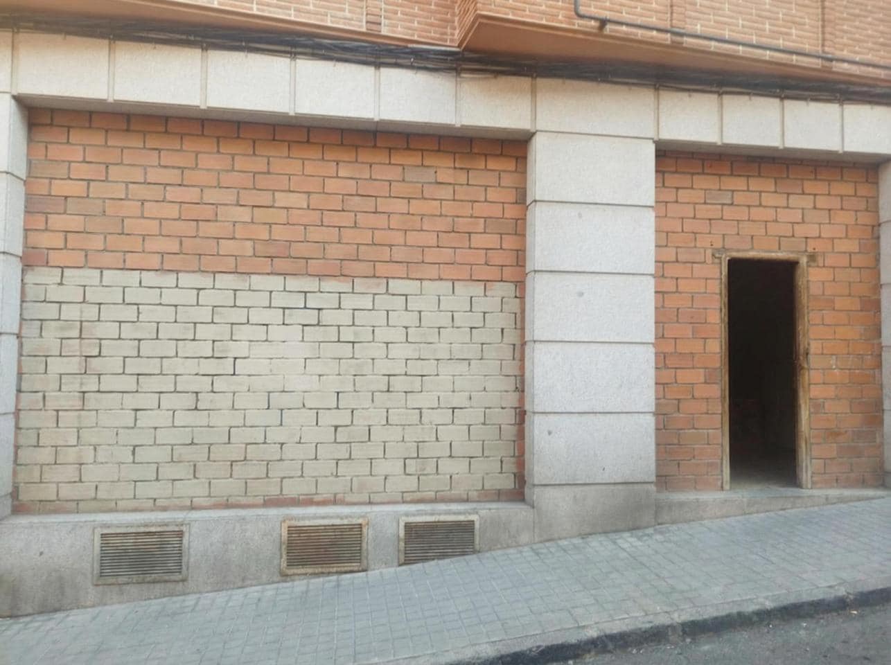 Commerce de détail dans Ávila, Ávila à louer Plan d’étage- Image 1 de 12