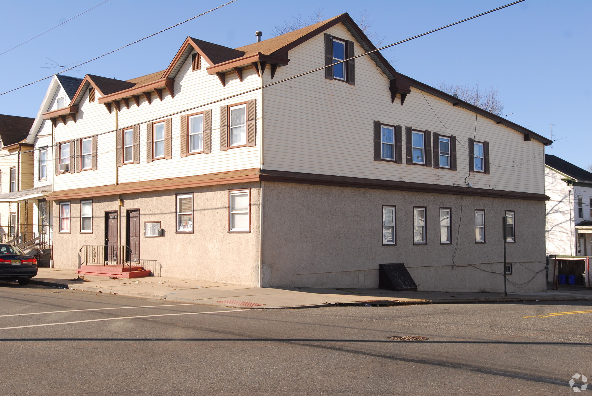 109 Throop Ave, New Brunswick, NJ for sale Primary Photo- Image 1 of 1