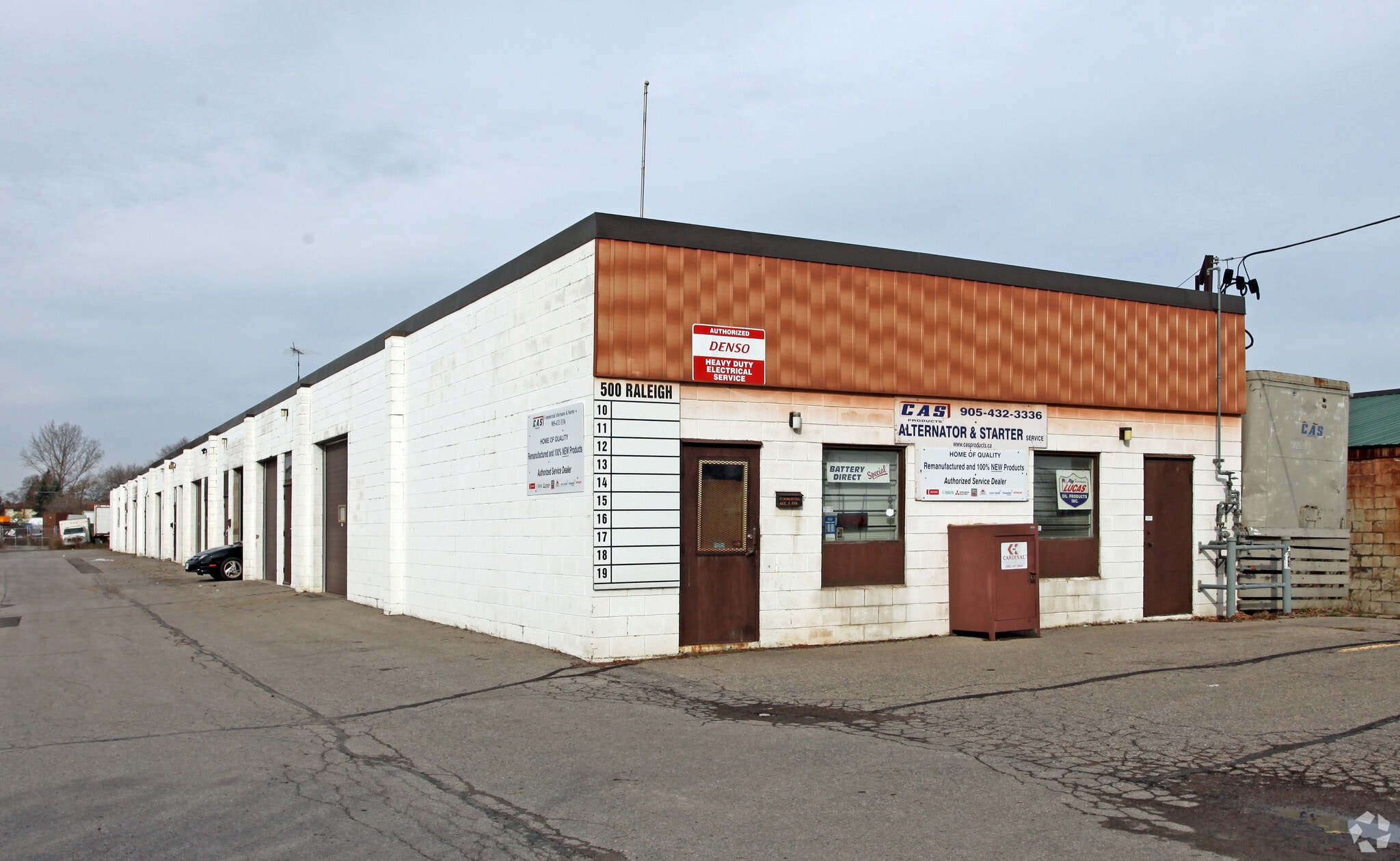 500 Raleigh Ave, Oshawa, ON for sale Primary Photo- Image 1 of 1