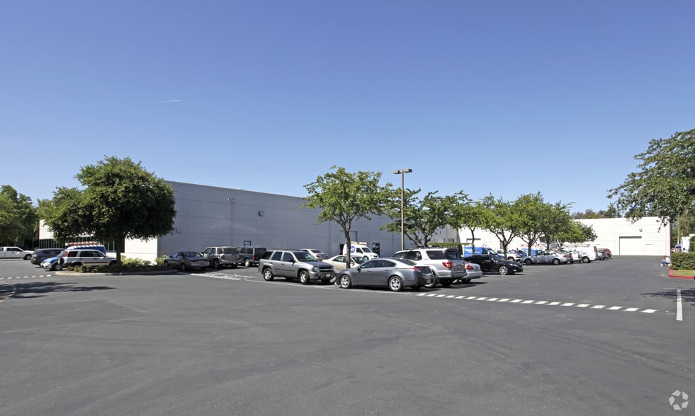 4511 Willow Rd, Pleasanton, CA for lease - Building Photo - Image 3 of 4