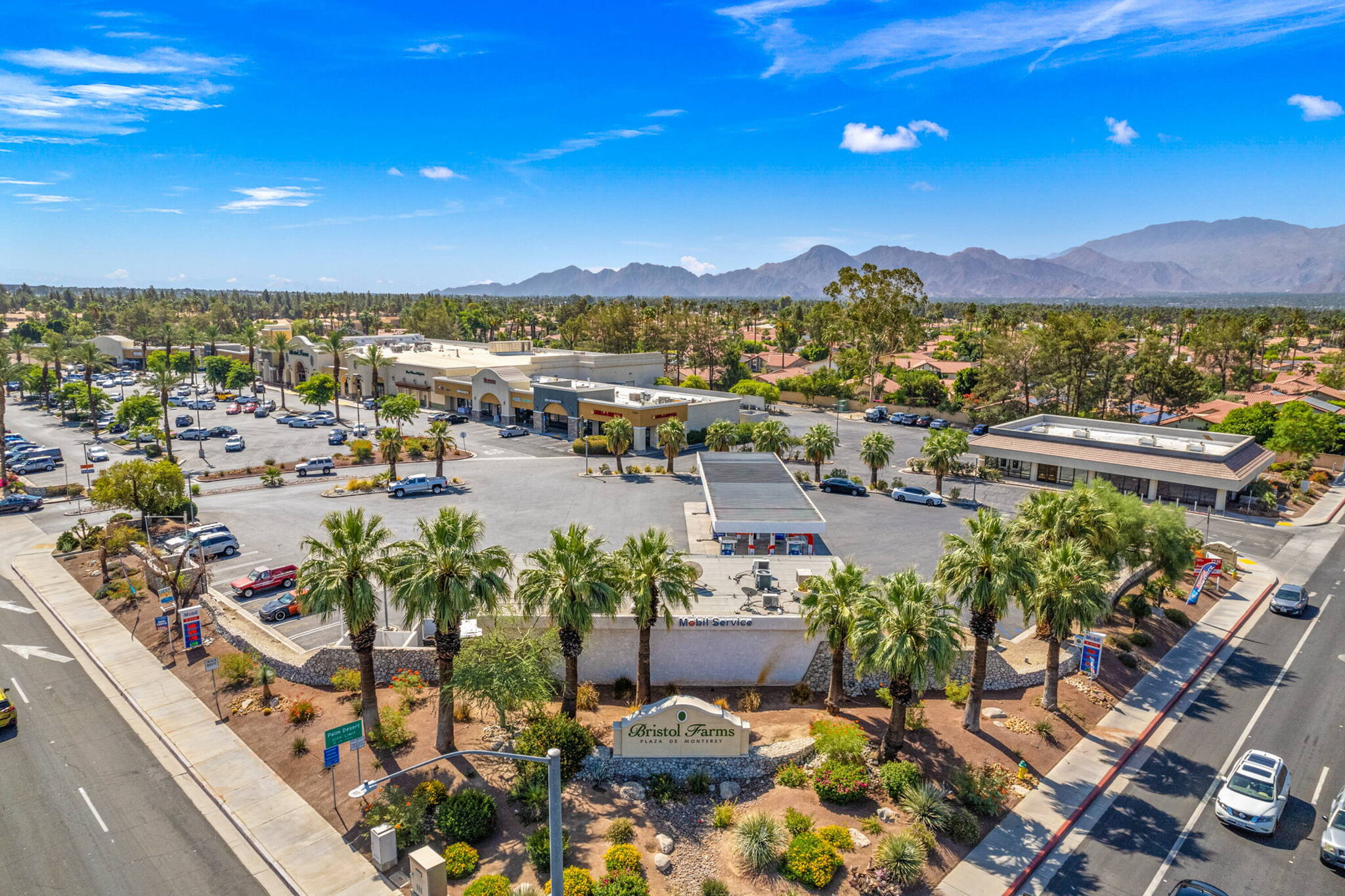 73011-73091 Monterey Ave, Palm Desert, CA à louer Photo du b timent- Image 1 de 16