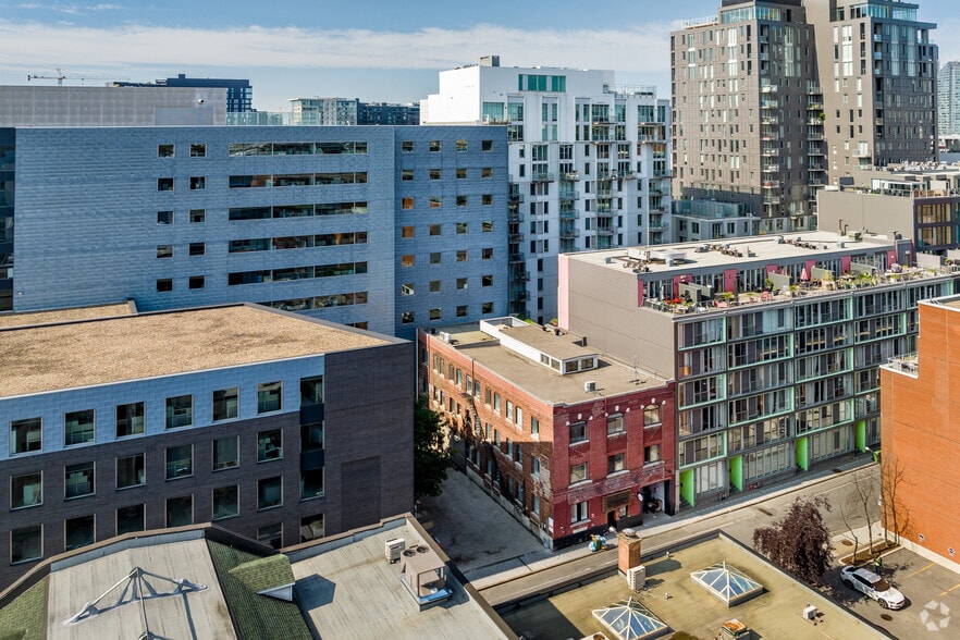 64 Rue Prince, Montréal, QC for sale - Aerial - Image 3 of 4