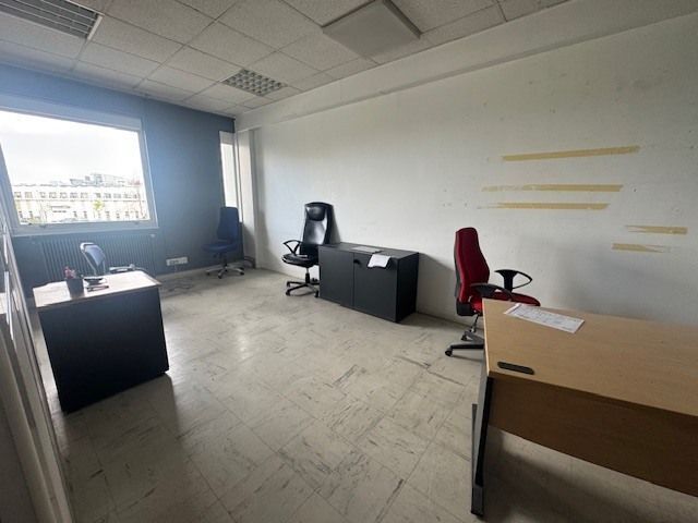 Industrial in Lisses for lease - Interior Photo - Image 3 of 10