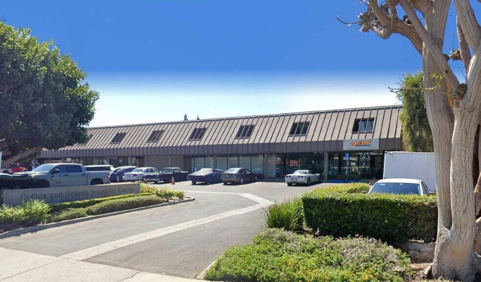 940-1120 W Collins Ave, Orange, CA à louer - Photo du bâtiment - Image 1 de 1