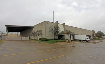 609 107th St, Arlington TX - Warehouse