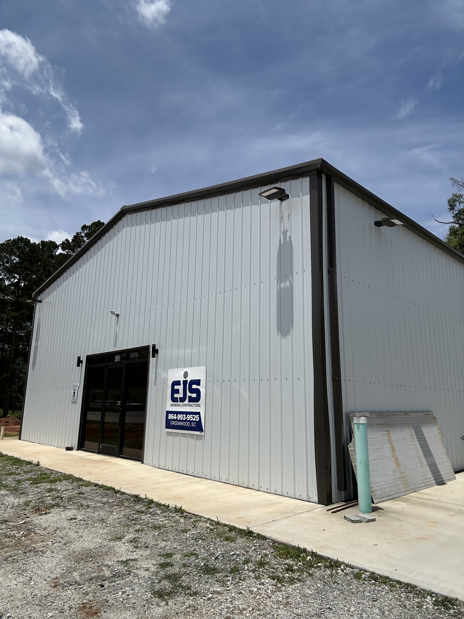 410 Long Ave, Greenwood, SC for lease Primary Photo- Image 1 of 7