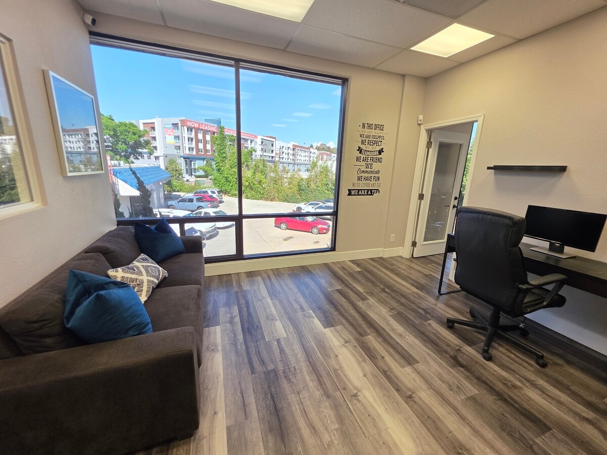 5959 Mission Gorge Rd, San Diego, CA 92120 - Unit 206 -  - Interior Photo - Image 2 of 15