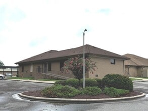 2400 Wayne Memorial Dr, Goldsboro, NC for lease Interior Photo- Image 2 of 3