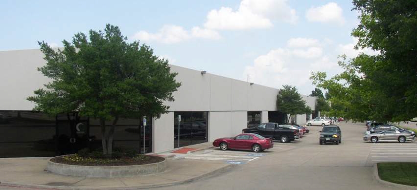 885 E Collins Blvd, Richardson, TX for lease - Building Photo - Image 2 of 4