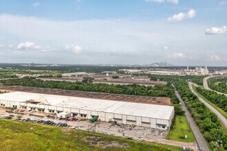 9990 E I-10 Fwy, Houston, TX - AERIAL  map view - Image1