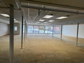 29 Rocky Point Yaphank Rd, Rocky Point, NY for lease Interior Photo- Image 2 of 5