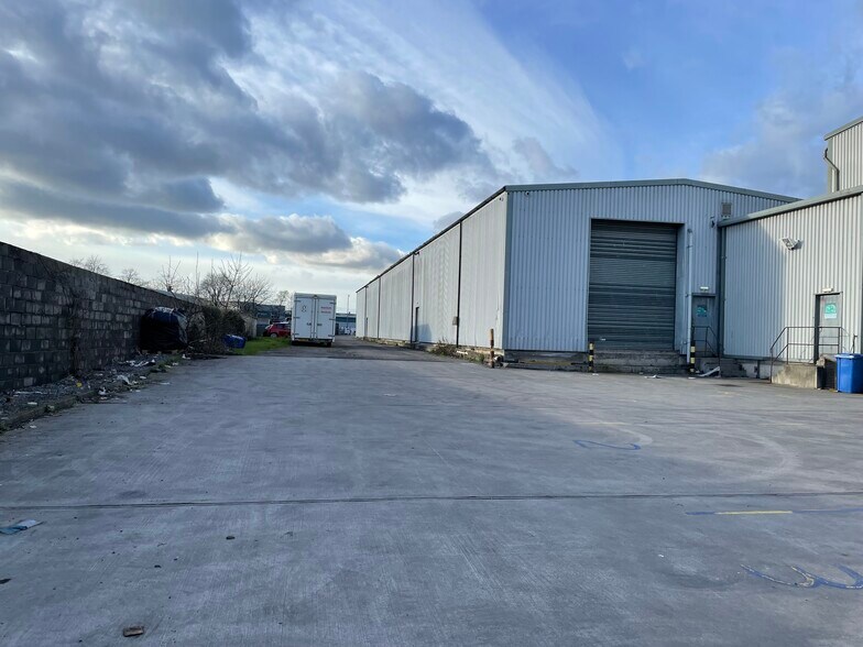 Canal Rd, Trowbridge à louer - Photo du bâtiment - Image 3 de 7