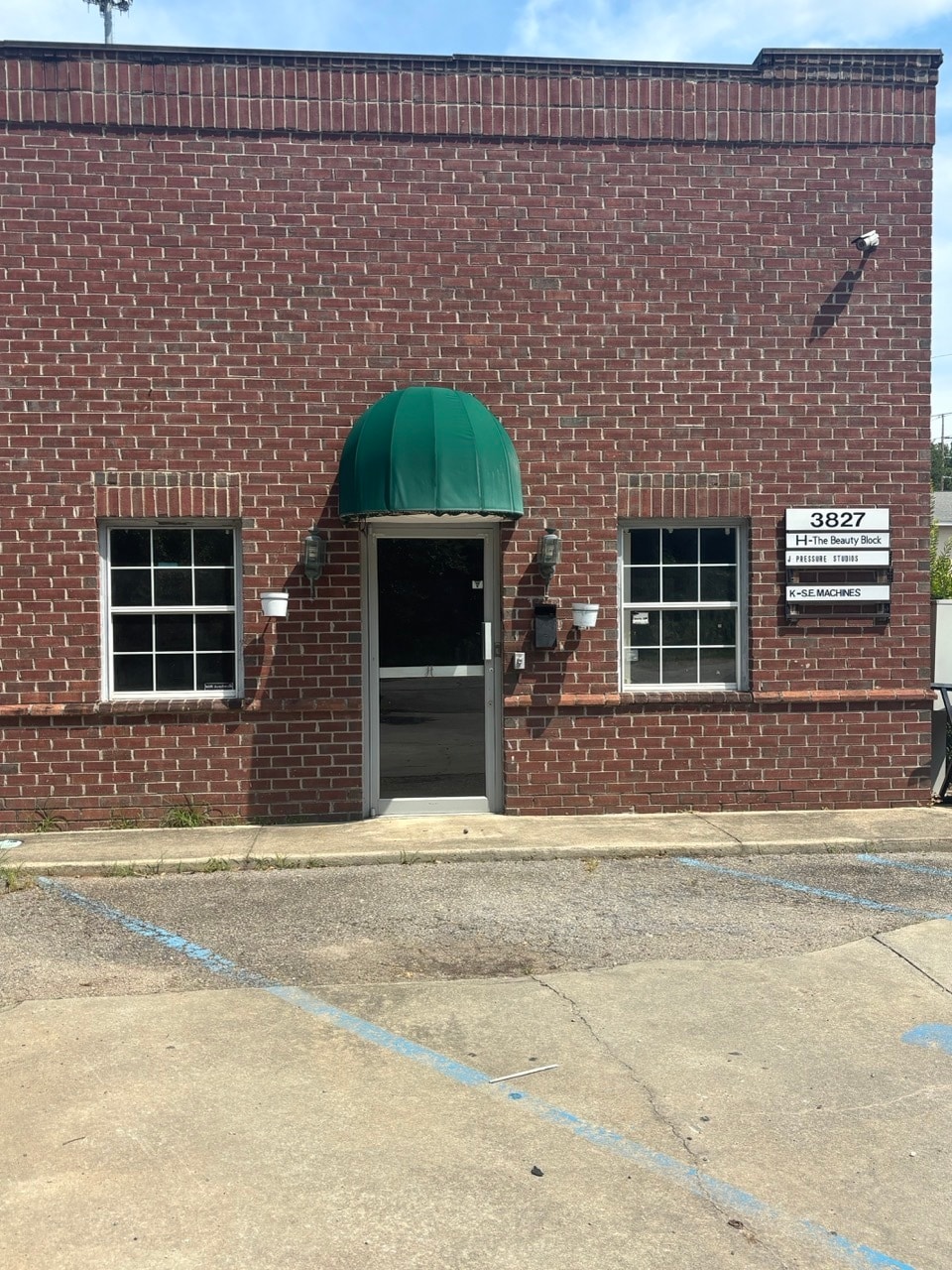 3827 Broad River Rd, Columbia, SC for lease Interior Photo- Image 1 of 14