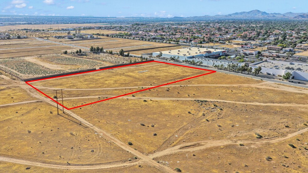 0 Sequoia St, Apple Valley, CA à vendre - Aérien - Image 3 de 13