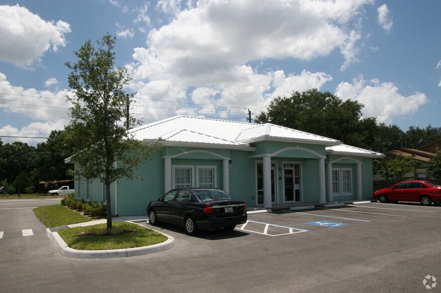 3403-3415 Magic Oak Ln, Sarasota, FL à louer - Photo du bâtiment - Image 2 de 11