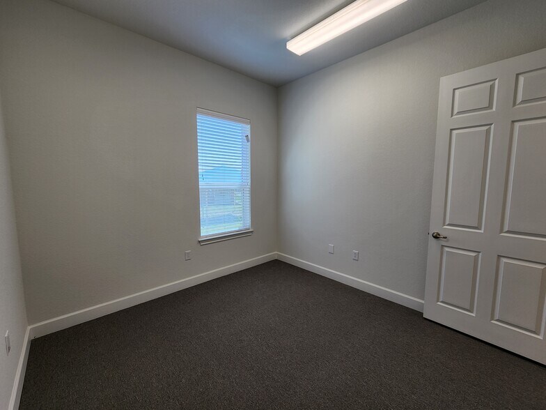 1000 Gattis School Rd, Round Rock, TX à louer - Photo principale - Image 2 de 28