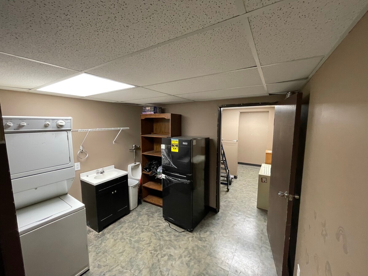 4475 W 58th Ave, Arvada, CO 80002 - Unit D -  - Interior Photo - Image 1 of 14