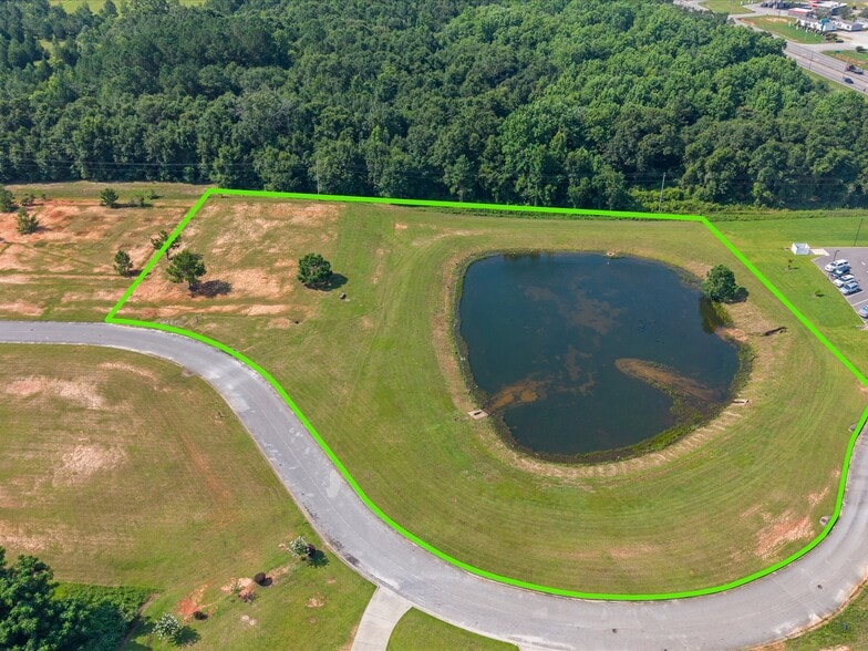 8 Maverick Way, Enterprise, AL for sale - Primary Photo - Image 1 of 1
