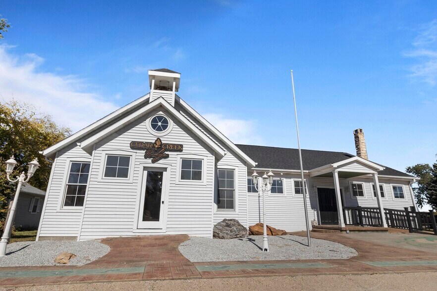 109 E B St, Cedar Creek, NE à vendre - Photo du bâtiment - Image 3 de 49