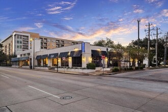 2135-2147 Westheimer Rd, Houston, TX à louer Photo intérieure- Image 1 de 12