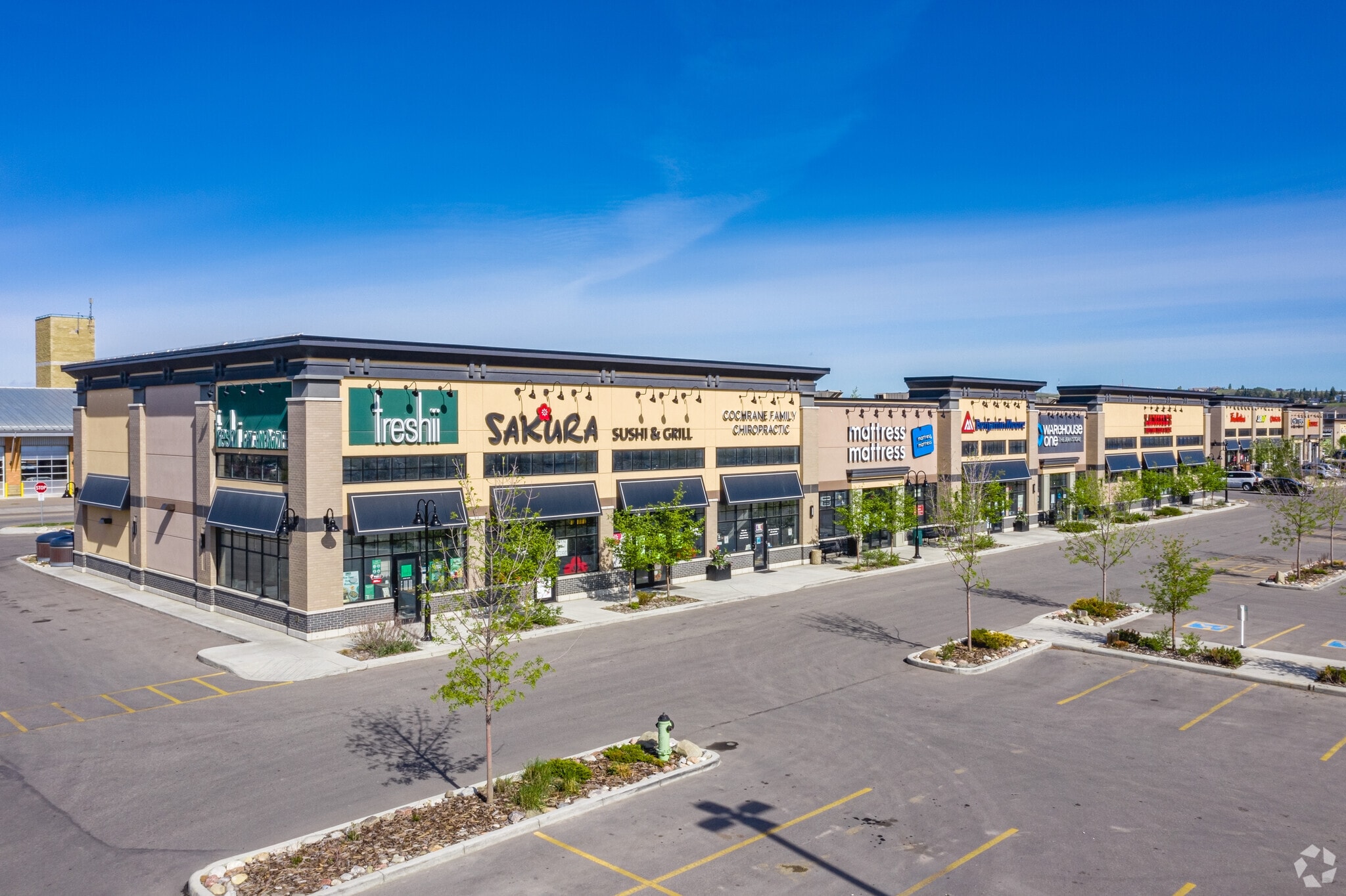 130 Quarry St W, Cochrane, AB à louer Photo du bâtiment- Image 1 de 4