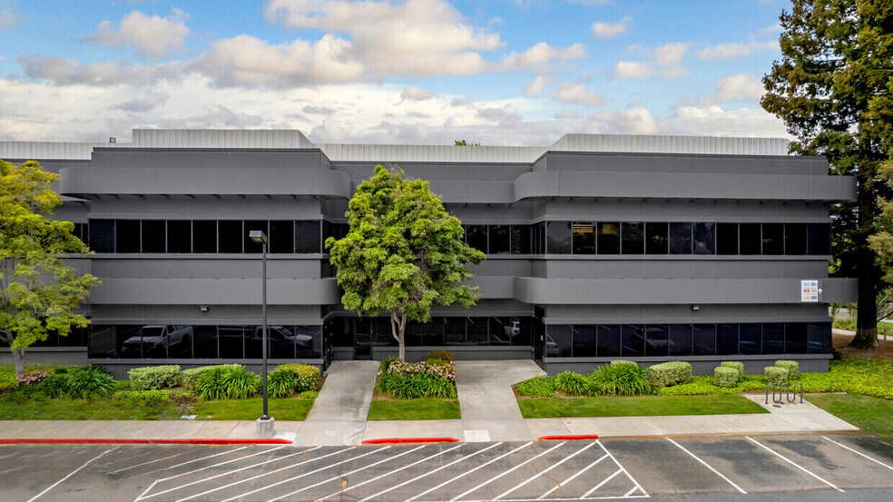 2833 Junction Ave, San Jose, CA for lease - Building Photo - Image 1 of 5